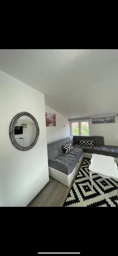 Apartman Maki SJJ Exteriör bild