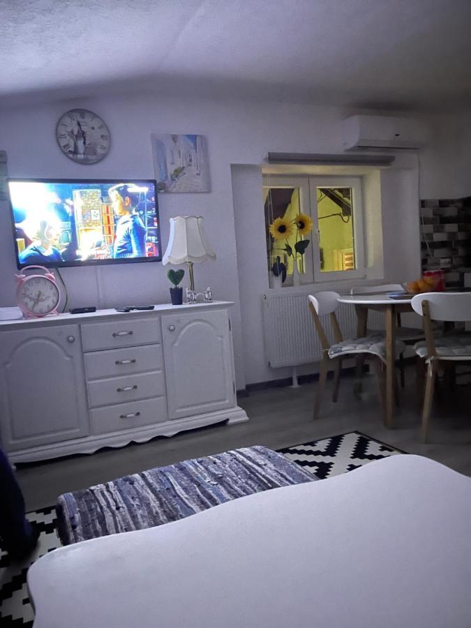Apartman Maki SJJ Exteriör bild